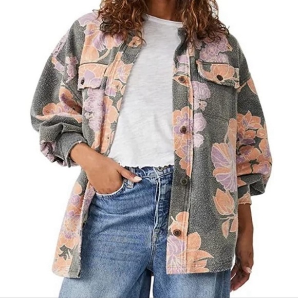 Free People Ruby Oversized Shacket in Charcoal Floral Fleece - Picture 3 of 11